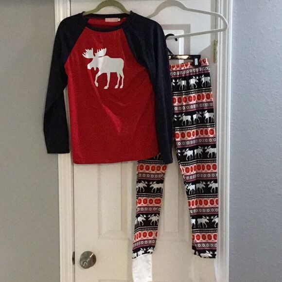 Moose Pajama Set Pants Shirt Size Medium - Picture 1 of 5